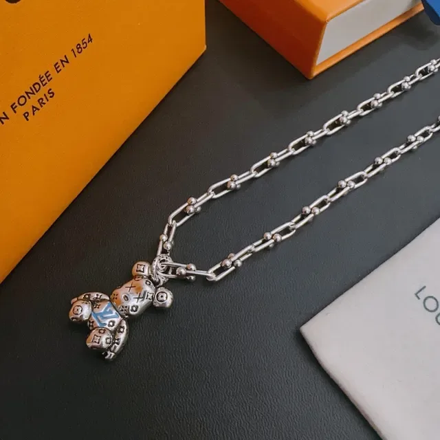 Louis Vuitton Teddy Bear Monogram Enamel Silver Necklace 3