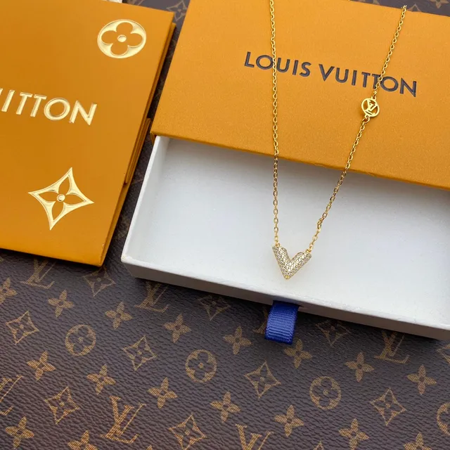 Louis Vuitton V Collection Gold-Tone Pavé Pendant Necklace 6