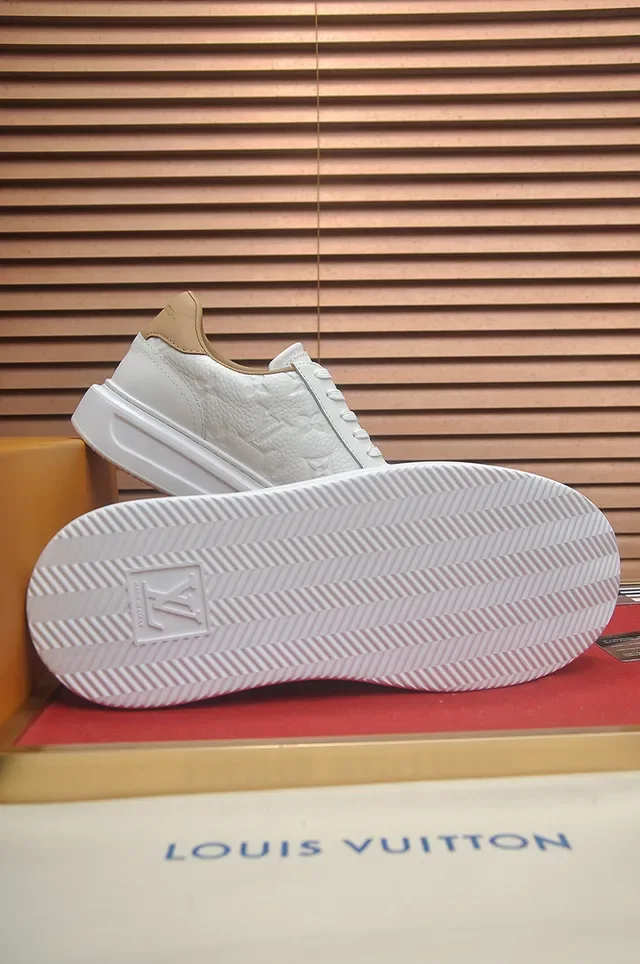 Louis Vuitton White Beige Embossed Monogram Leather Platform Sole Lifestyle Sneakers 3