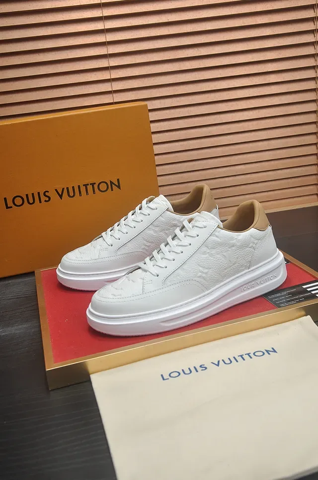 Louis Vuitton White Beige Embossed Monogram Leather Platform Sole Lifestyle Sneakers 4
