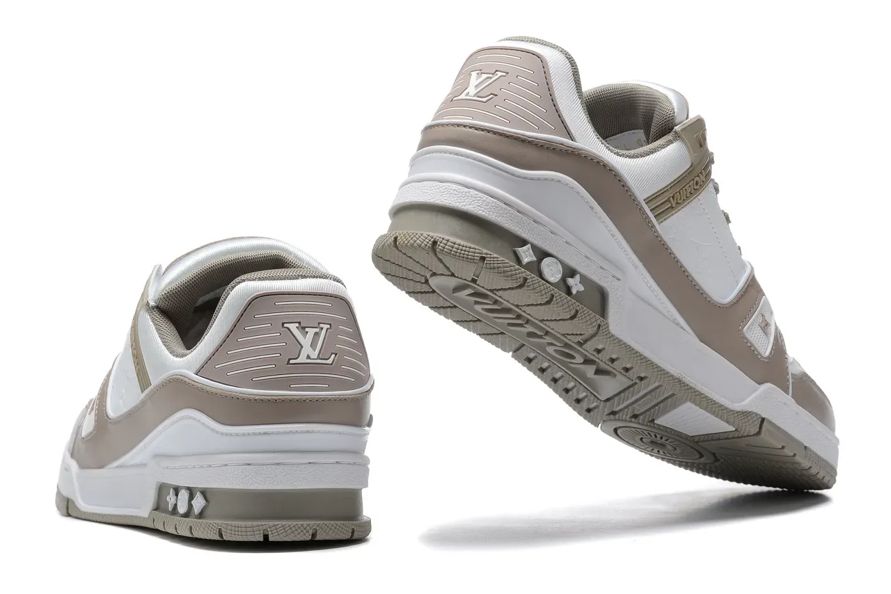 Louis Vuitton Branco e Bege Couro e Sintético Superior Com Detalhe de Tira Assimétrica Tênis Lifestyle 3