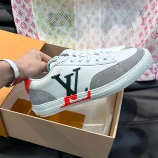 Louis Vuitton White Gray Low-Top Leather-Suede Hybrid Lifestyle Sneakers