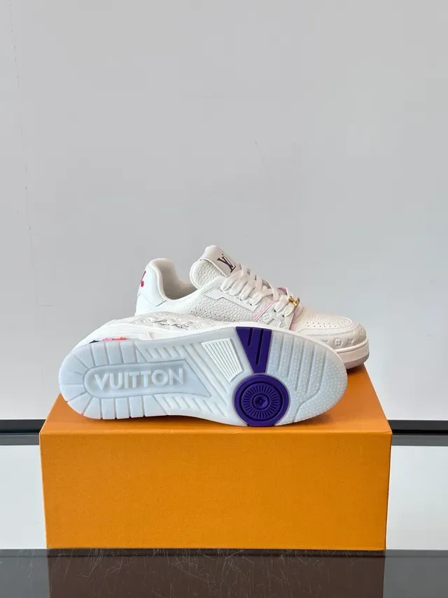 Louis Vuitton White Pink Embossed Monogram Leather Piping Accent Lifestyle Sneakers 2