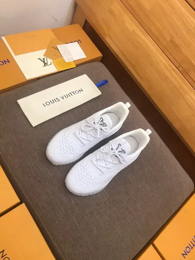 Louis Vuitton White Purple Knit Upper Sculpted Midsole Lifestyle Sneakers 3