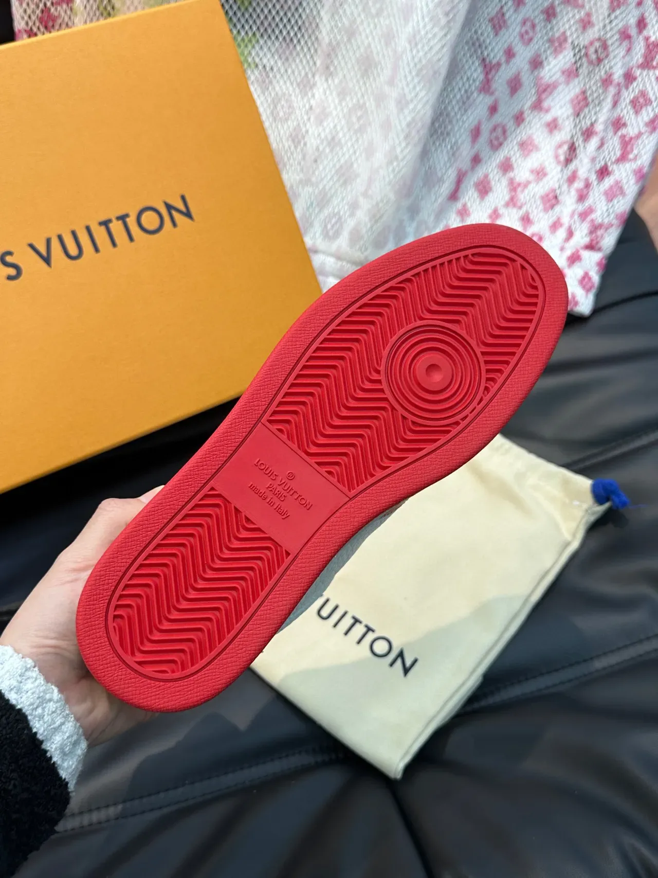 Louis Vuitton White Red Textured Leather Polka-Dot Motif Lifestyle Sneakers 2