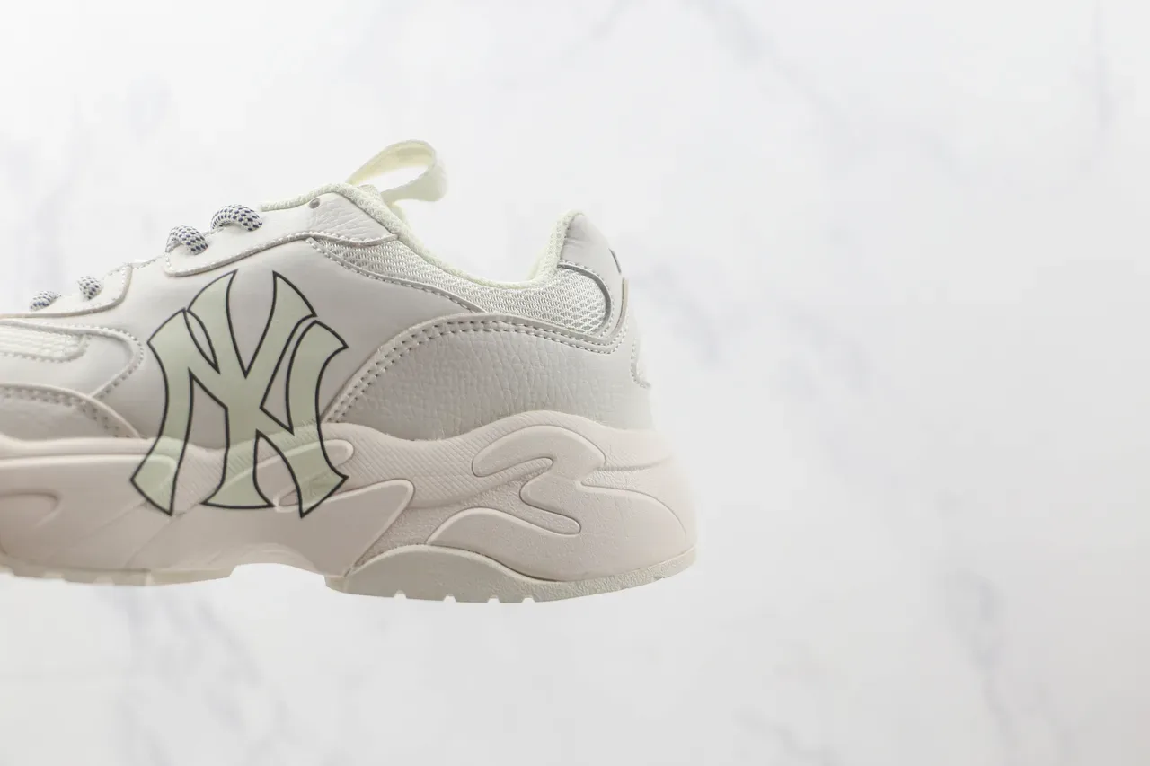 Mitchell & Ness Team Logo White Monochrome Interlocking NY Chunky Sneakers 7