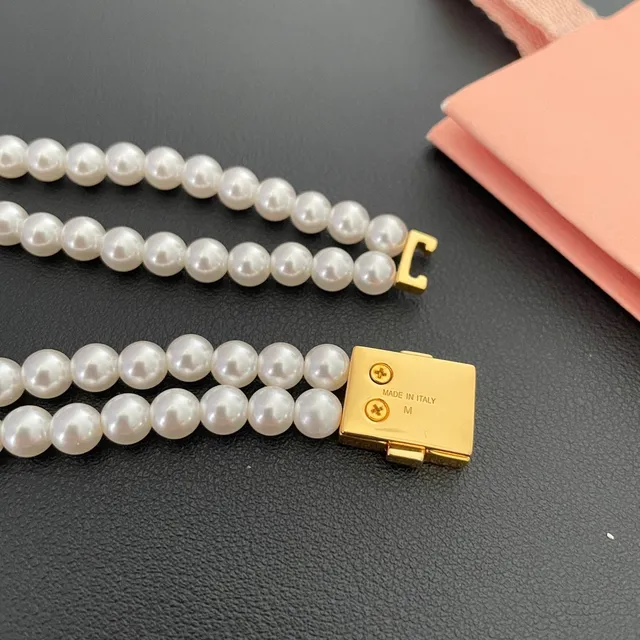 Miu Miu Logo Collier de Perles Or Blanc Double Chaîne 5