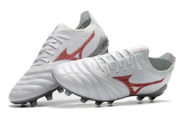 Mizuno Morelia Neo White and Red Firm-Ground Soccer Shoes 2