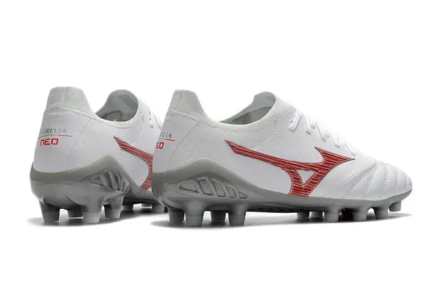 Mizuno Morelia Neo White and Red Firm-Ground Soccer Shoes 6