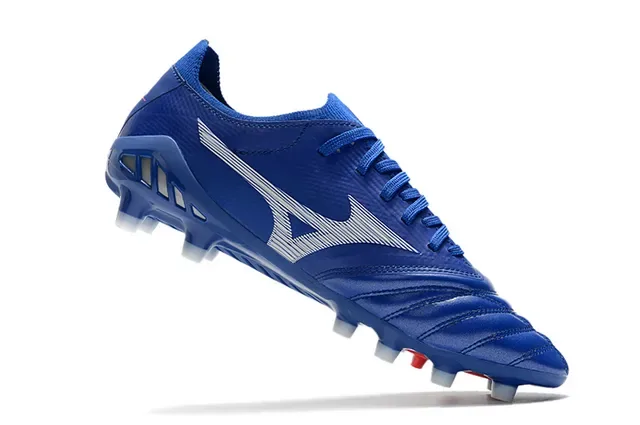 Mizuno Morelia Neo White and Red Firm-Ground Soccer Shoes 23