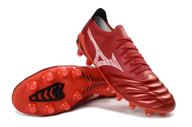 Mizuno Argent Rouge Métallique Empeine Synthétique Avant-Pied Matelassé Surface Ferme Chaussures de Soccer 17
