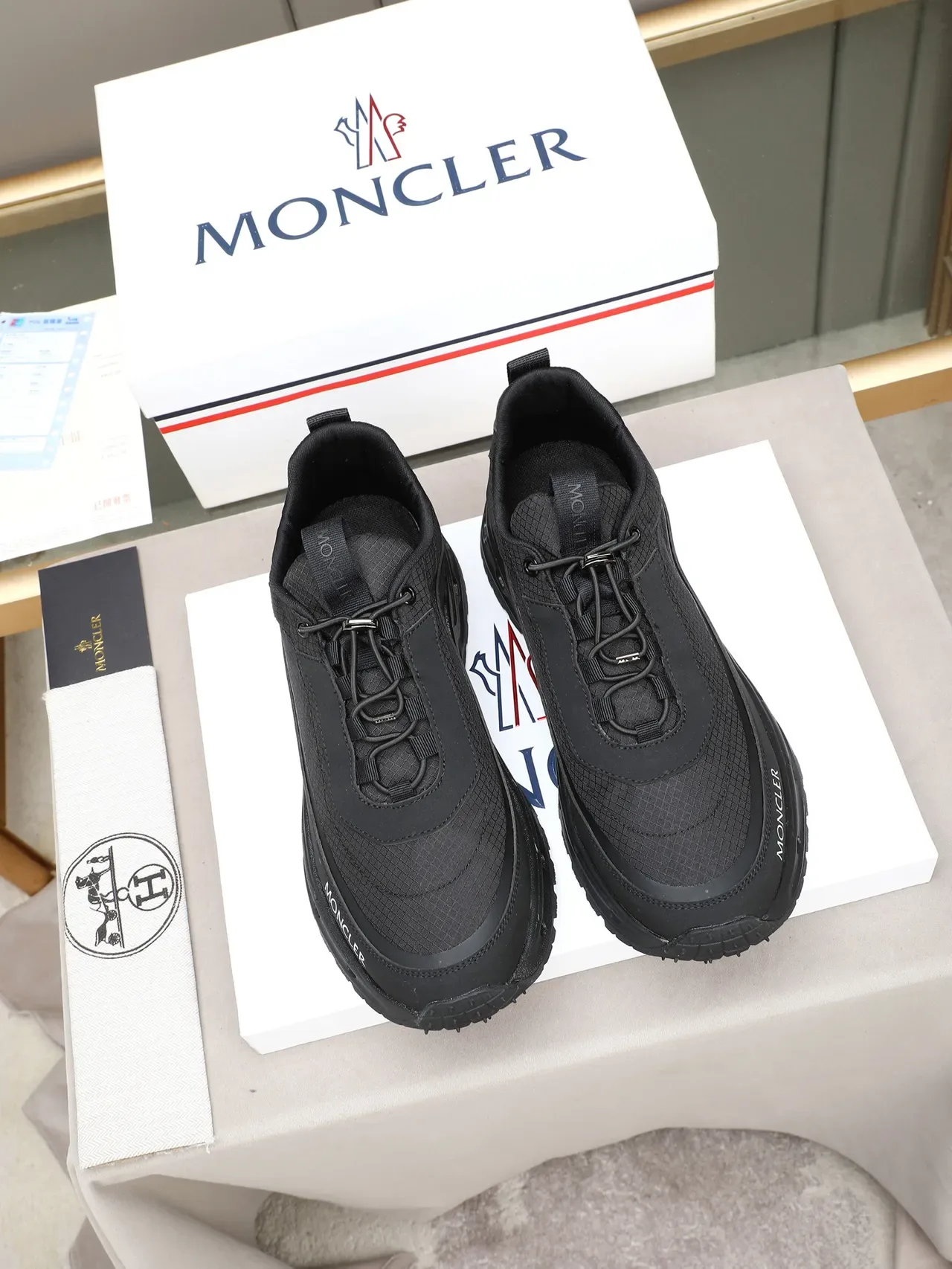 Moncler 黑色 网面和合成鞋面 生活方式运动鞋 2