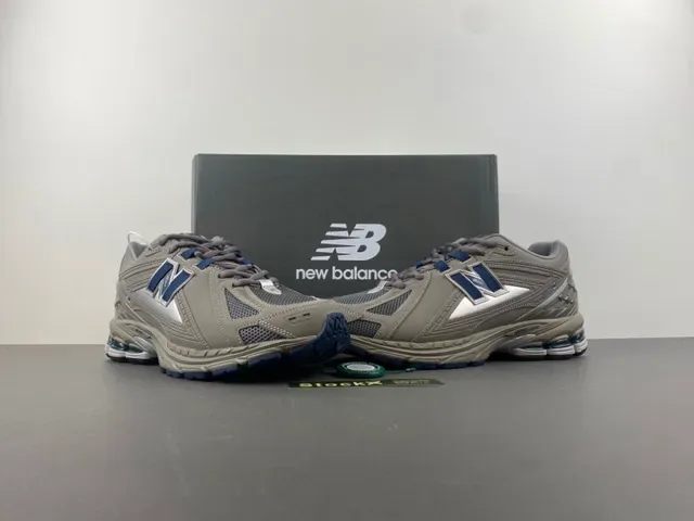 New Balance 1500 Gray and Navy Lifestyle Sneakers 13