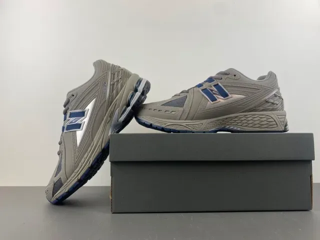 New Balance 1500 Gray and Navy Lifestyle Sneakers 14