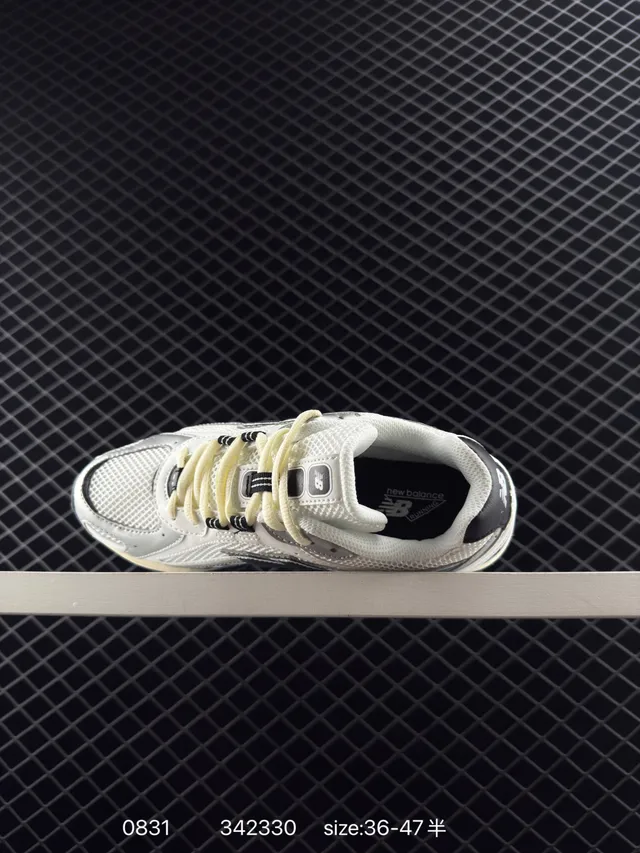 New Balance 204 Series Chaussures à semelle épaisse Off-White et gris 4