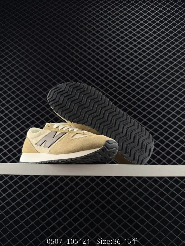 New Balance 471 Zapatillas lifestyle retro de cuero de ante beige marrón con capas 2