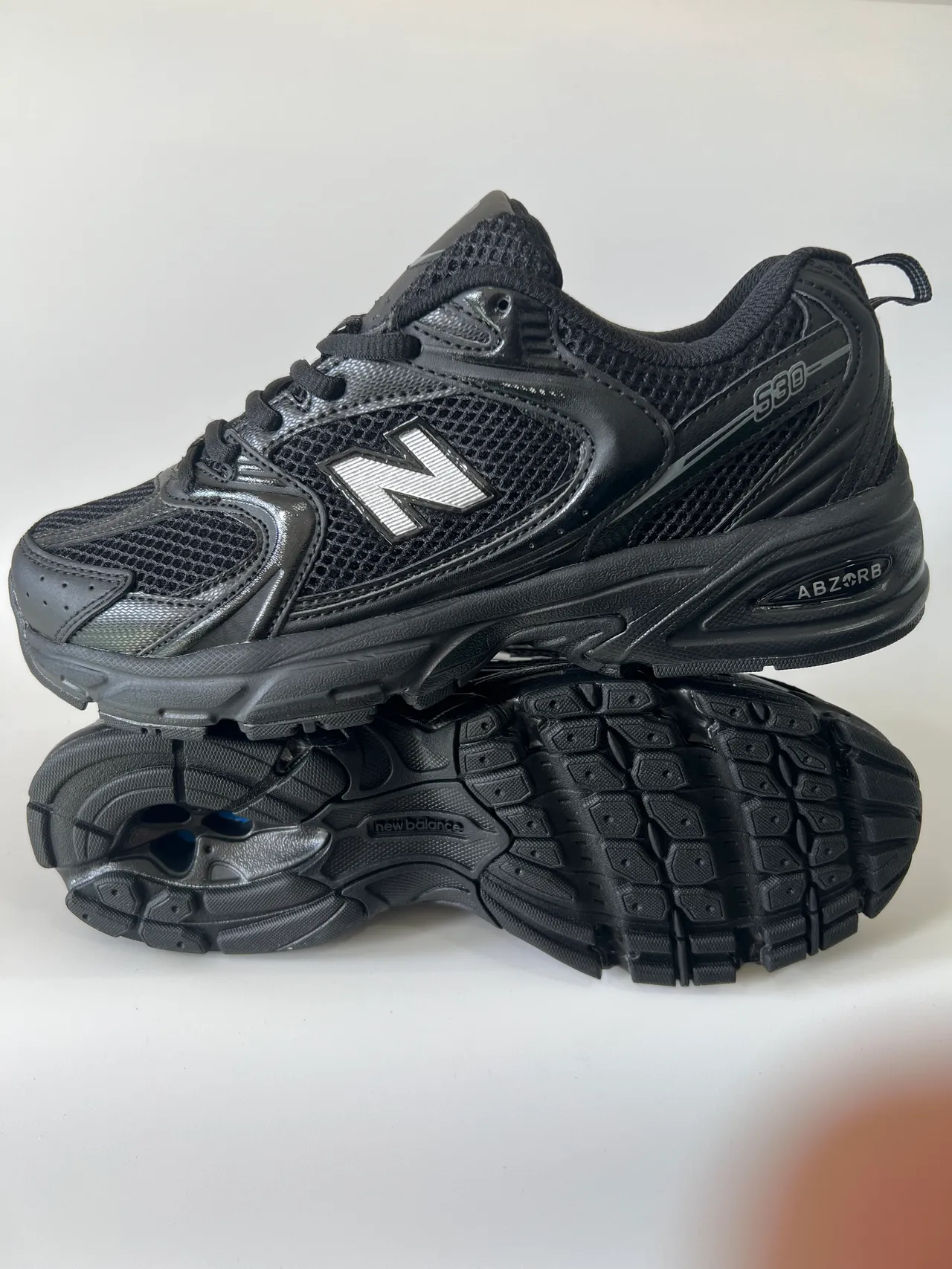 New Balance 530 Baskets Lifestyle en Maille et Synthétique Noir 2