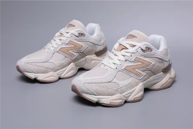 New Balance 9060 Chaussures Lifestyle Beige et Rose 5