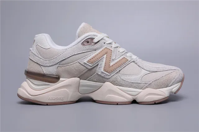 New Balance 9060 Chaussures Lifestyle Beige et Rose 8