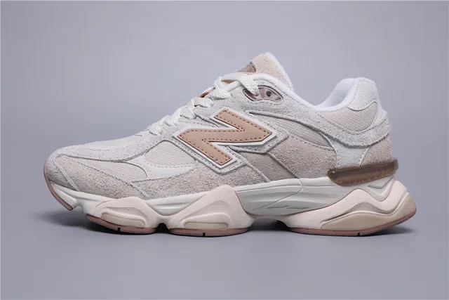 New Balance 9060 Chaussures Lifestyle Beige et Rose 9