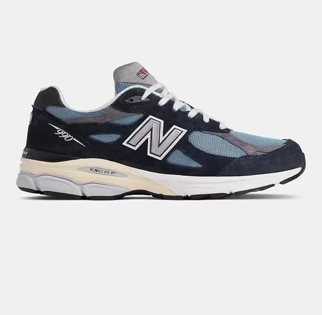 New Balance 990 Navy Blue Suede And Mesh Upper Layered Construction Lifestyle Sneakers 2