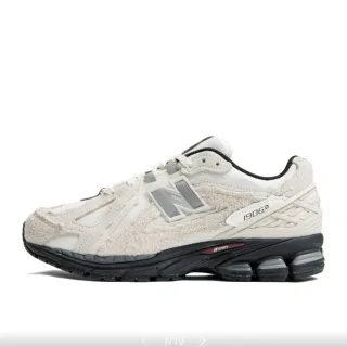 New Balance Beige Black Layered Suede And Mesh Upper Visible ENERGIZE Cushioning Pods Lifestyle Sneakers