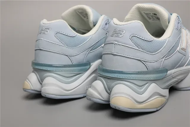 New Balance Azul Branco Chunky Retro Runner Upper de malha-sintético em camadas Sneakers lifestyle 2