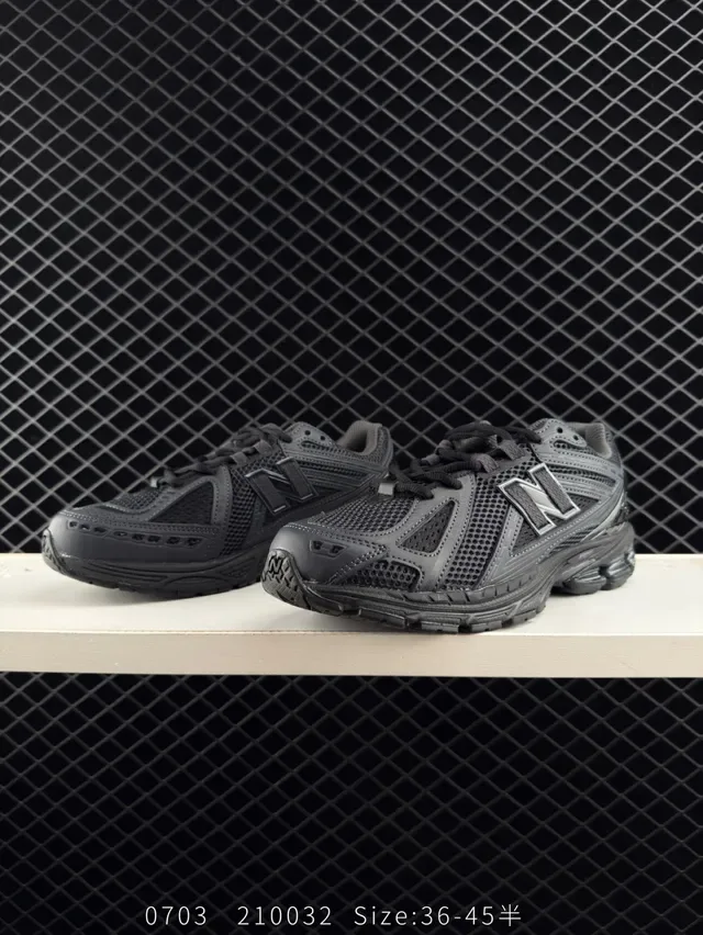 New Balance M1906 Negro Monocromo Retro Runner Silueta Estilo de vida Zapatillas 3