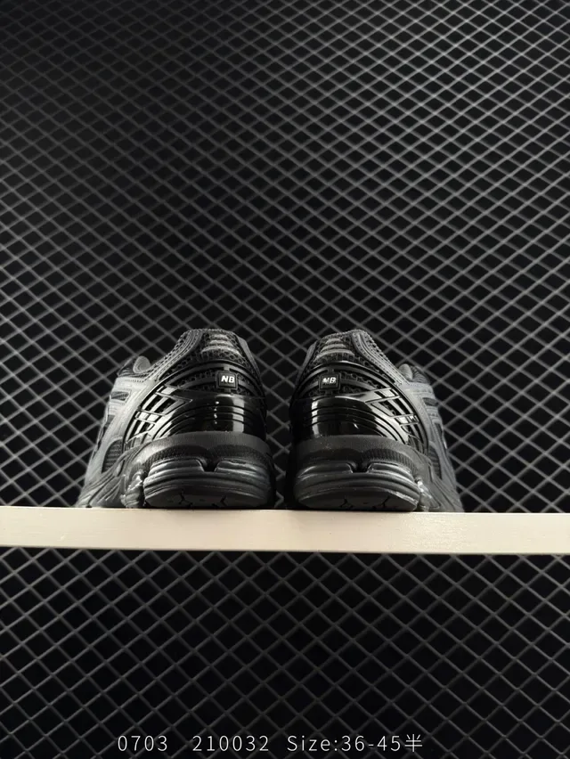 New Balance M1906 Negro Monocromo Retro Runner Silueta Estilo de vida Zapatillas 4