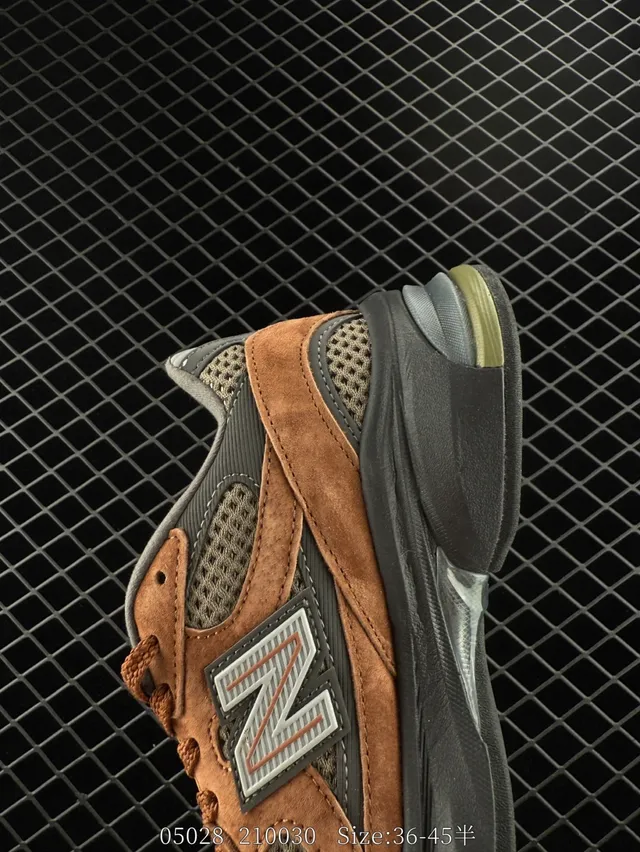 New Balance NB2010 Tênis chunky retro de couro macio e malha marrom cinza 3