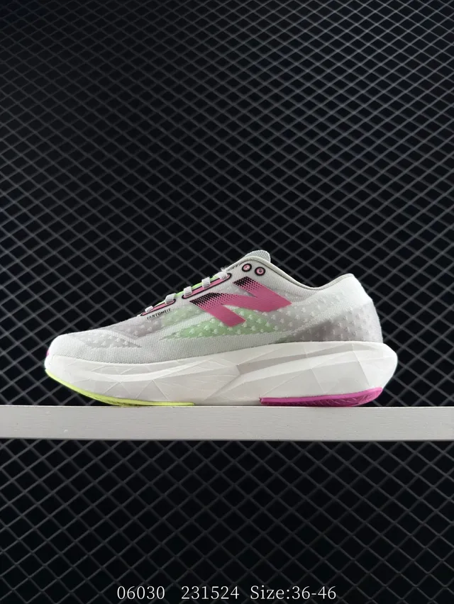 New Balance Rebel FUELCELL Blanc Rose Vert Lime Chaussures de course 4