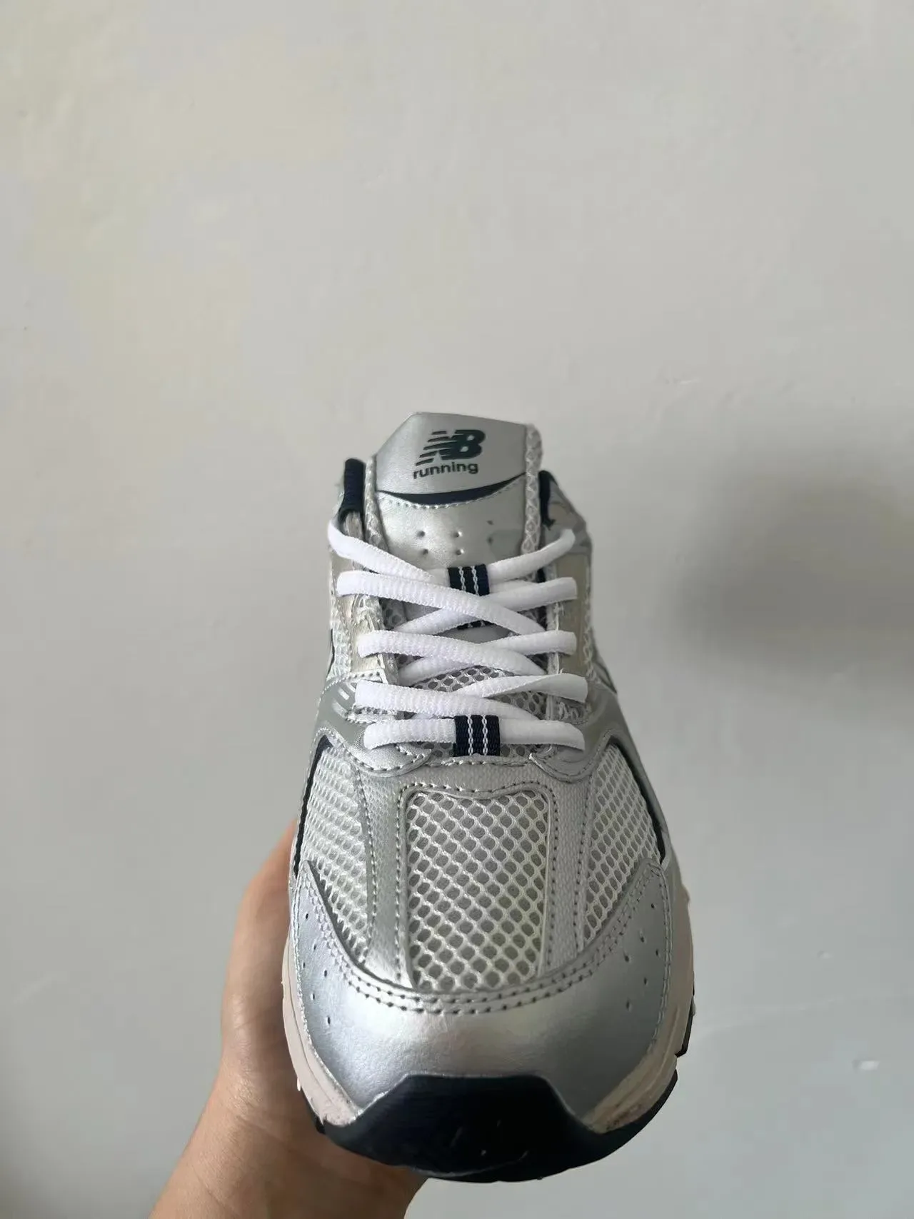 New Balance Plata Negro Malla Y Superposición Sintética Construcción Silueta de Corredor Retro Zapatos Lifestyle 3