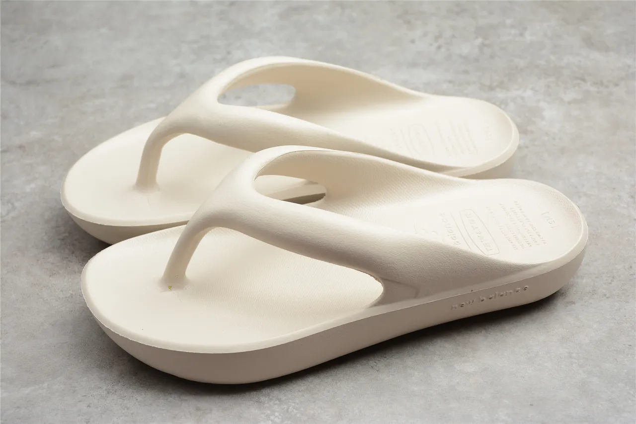 New Balance Slide Sandales Casual Off-White 8