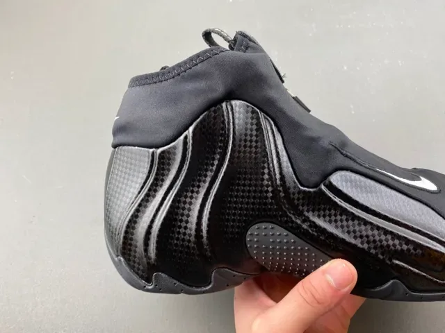 Nike Air Foamposite One 黑色 拉链 篮球鞋 3