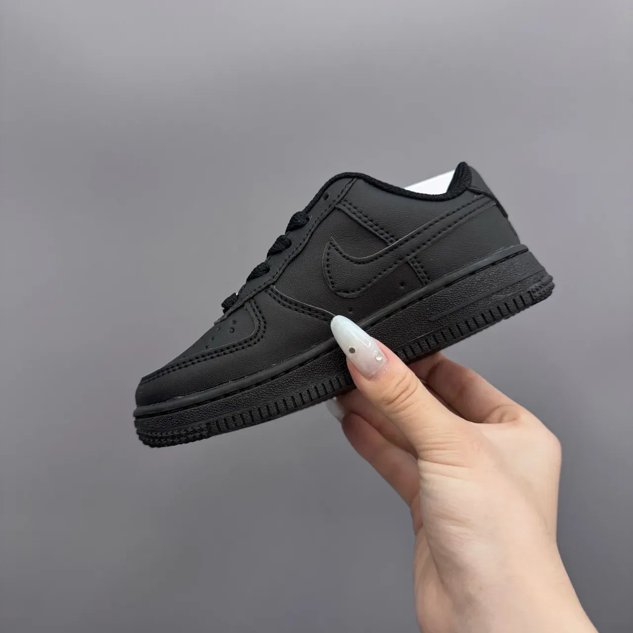 Nike Air Force 1 All Black Lifestyle Sneakers 19