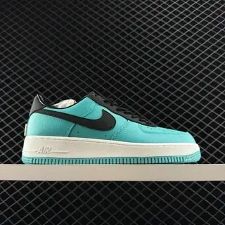 Nike Air Force 1 टर्क्वॉइज़ और ब्लैक लाइफस्टाइल स्नीकर्स