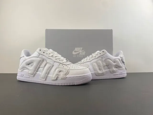 Nike Air Force 1 White Oversized Stitched Letter Lifestyle Sneakers 13