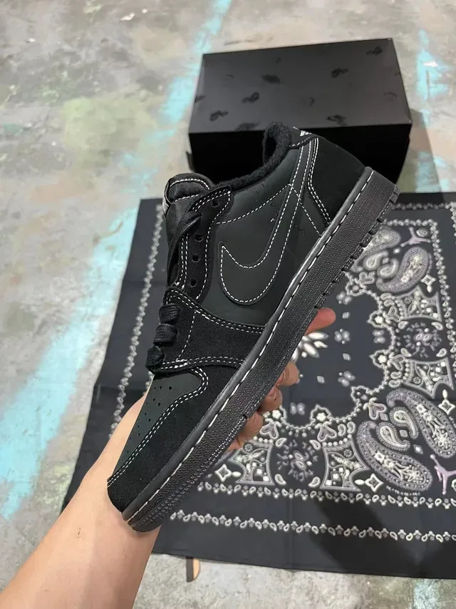 Nike Air Jordan 1 Black White Stitched Lifestyle Sneakers 3