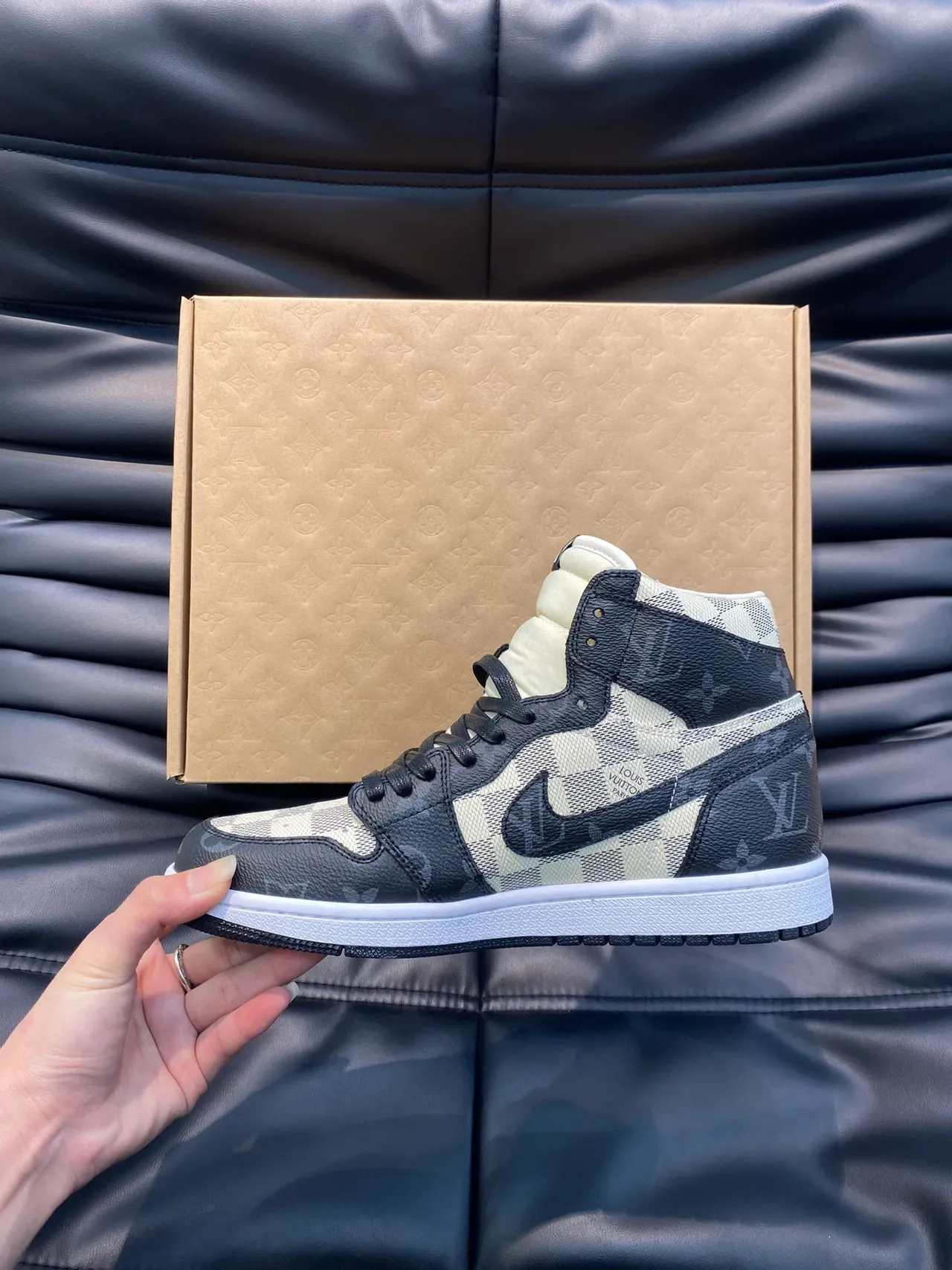 Nike Air Jordan 1 High Monogram Checkerboard Tênis de Basquete 6