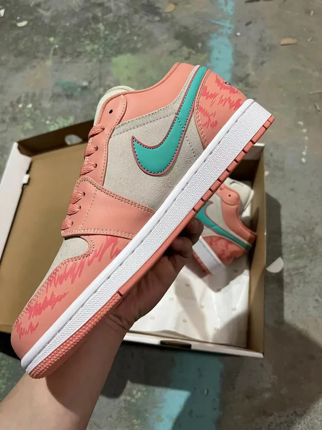 Nike Air Jordan 1 Low Peach and Turquoise Lifestyle Sneakers 3