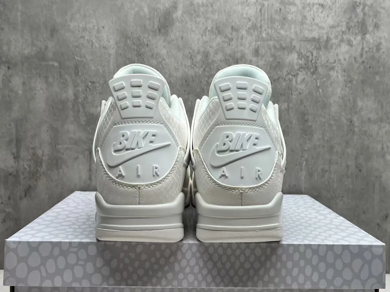 Nike Air Jordan 4 Monochrome White Basketball Shoes 2