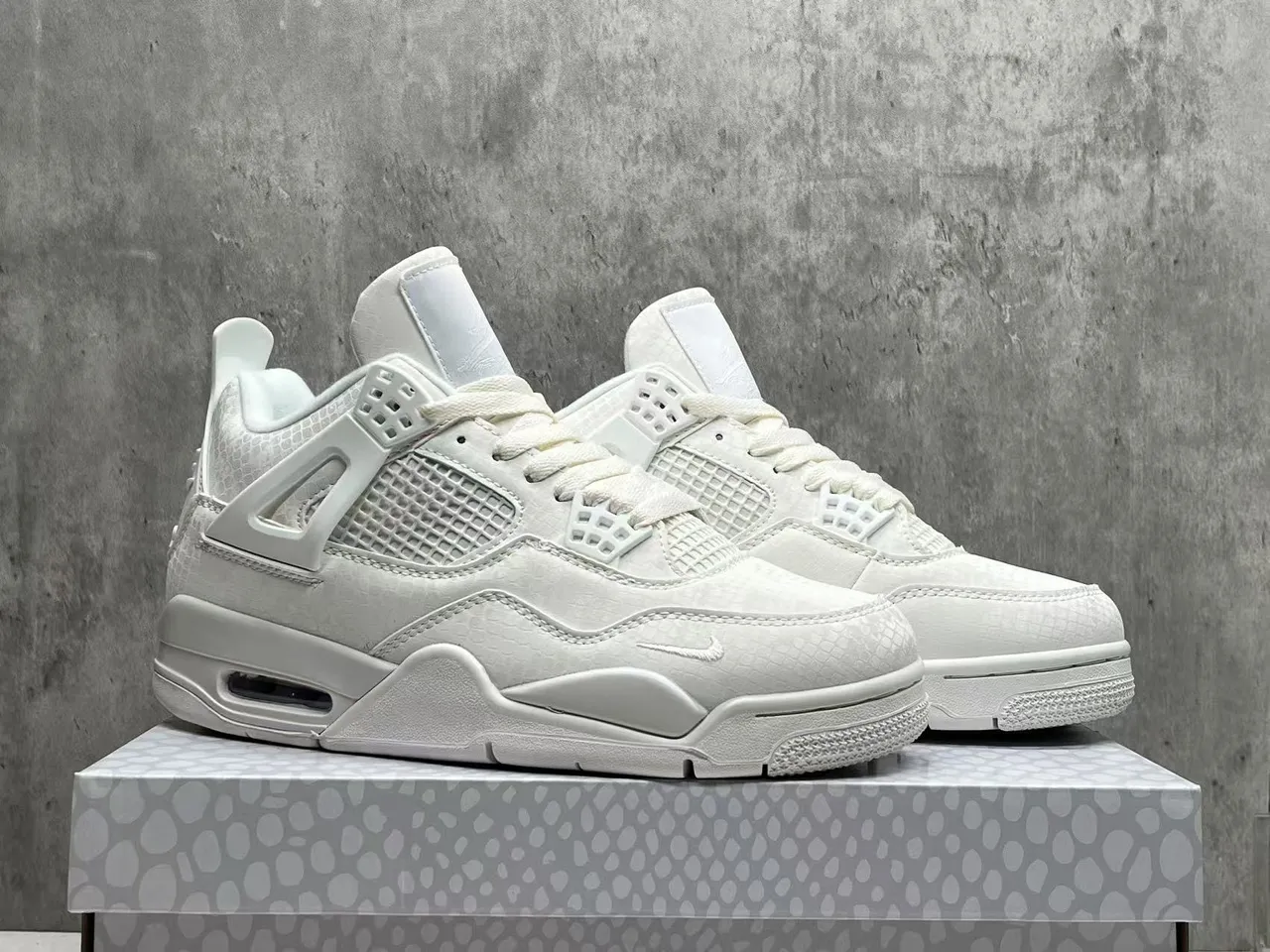 Nike Air Jordan 4 Monochrome White Basketball Shoes 5