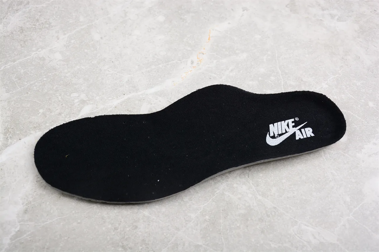 Nike Air Max 1 All-Black Contrast-Stitched Lifestyle Sneakers 7