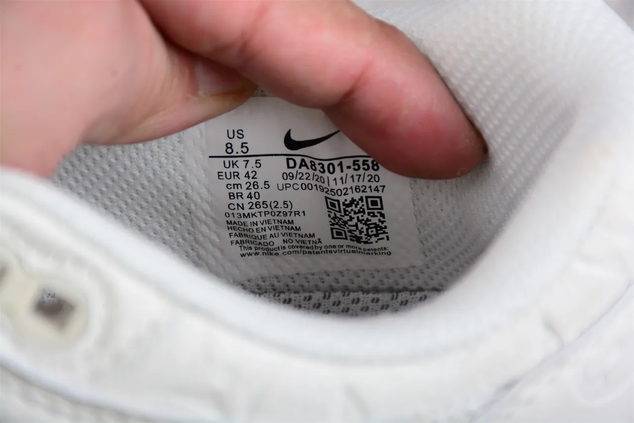Nike Air Max 1 Monochrome White Embossed Lifestyle Sneakers 3