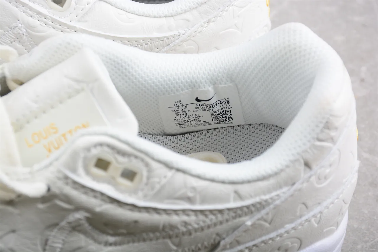 Nike Air Max 1 Monochrome White Embossed Lifestyle Sneakers 6