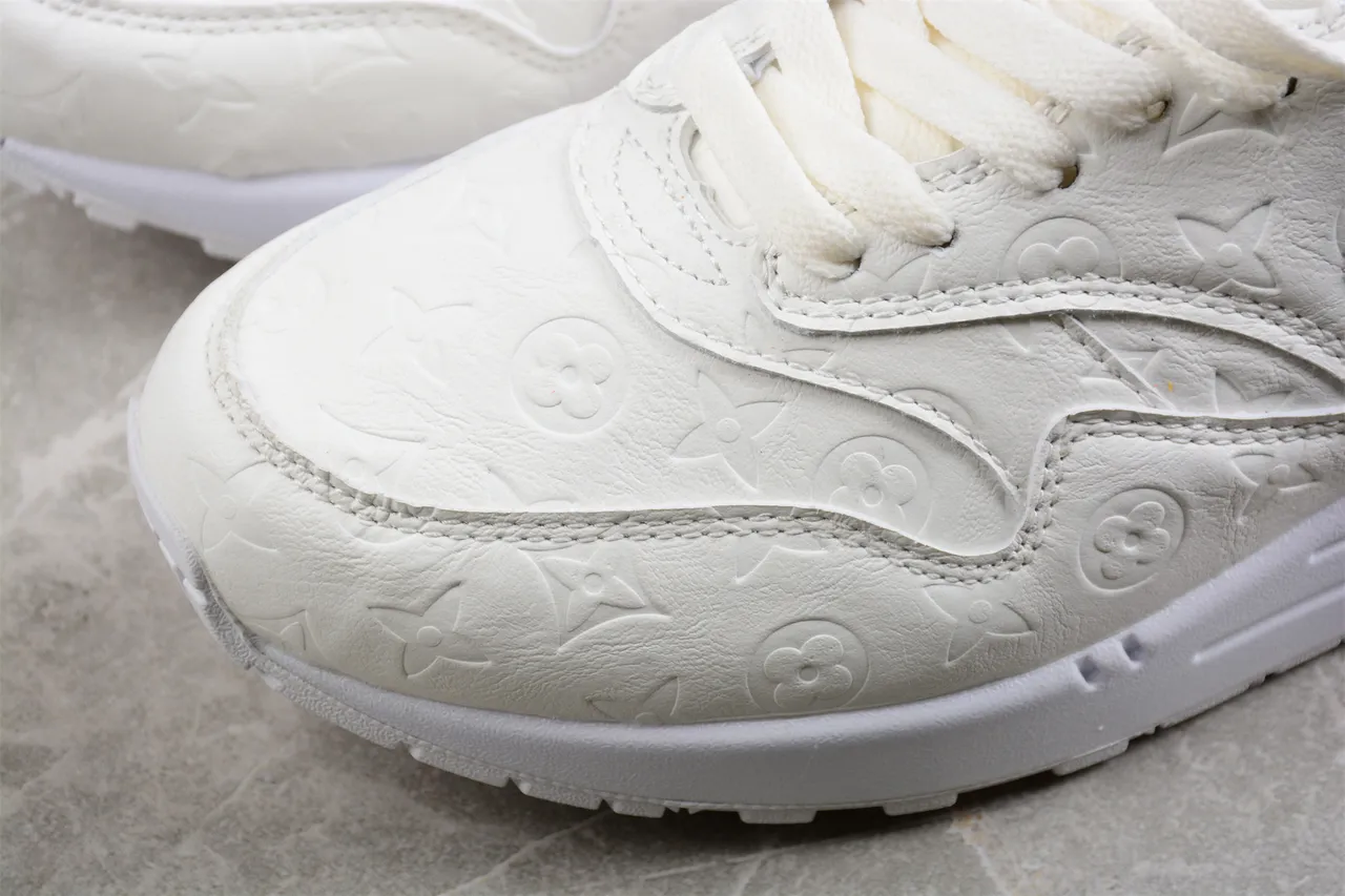 Nike Air Max 1 Monochrome White Embossed Lifestyle Sneakers 8