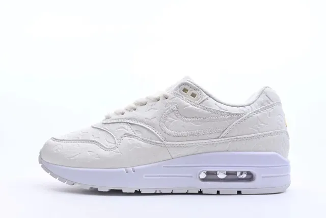 Nike Air Max 1 Monochrome White Embossed Lifestyle Sneakers 16