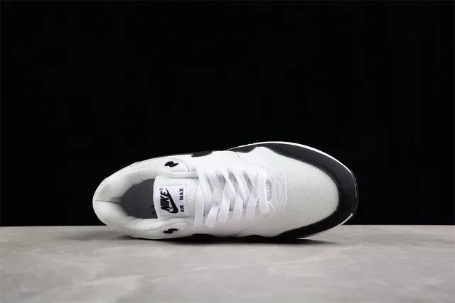 Nike Air Max 1 White Black Lifestyle Sneakers 12