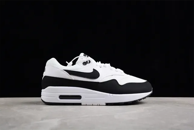 Nike Air Max 1 White Black Lifestyle Sneakers 14