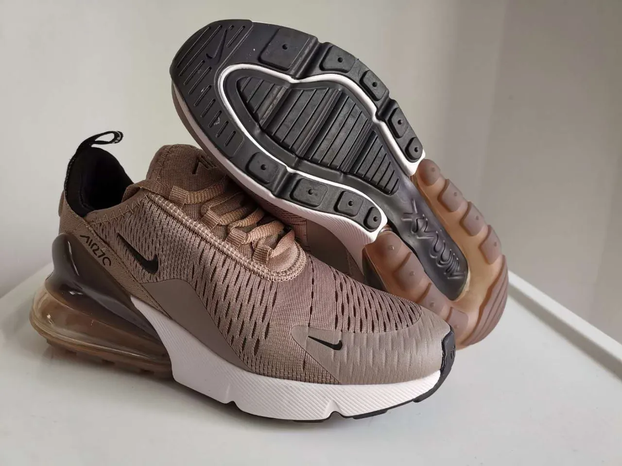 Nike Air Max 270 Olive Beige Lifestyle Sneakers 9